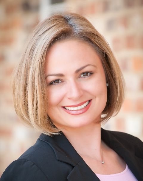 Headshot of Cynthia Schwartz