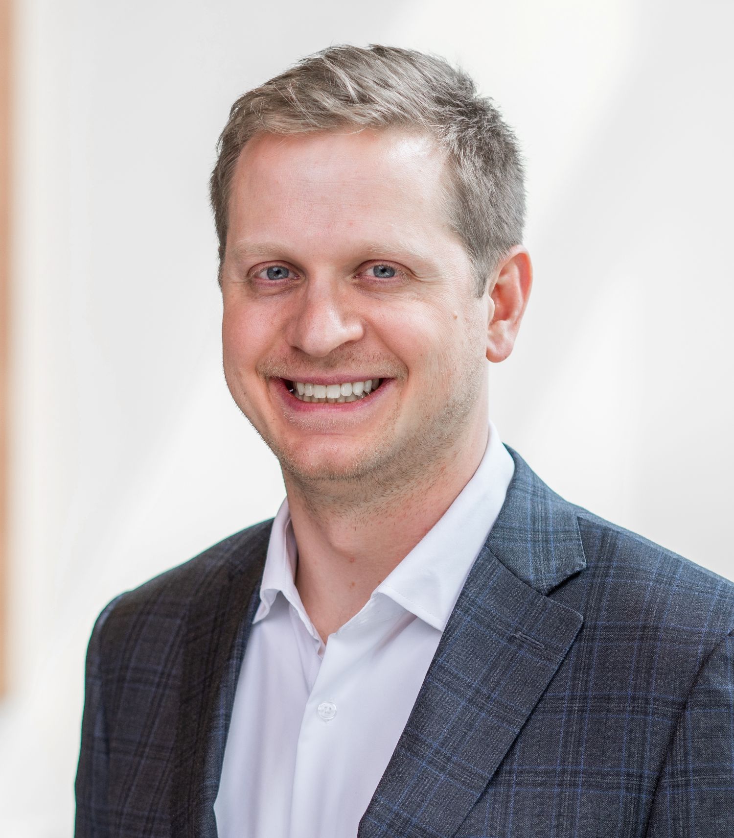 Headshot of Bobby Lahiff