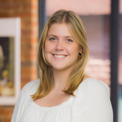 Claire Wright headshot