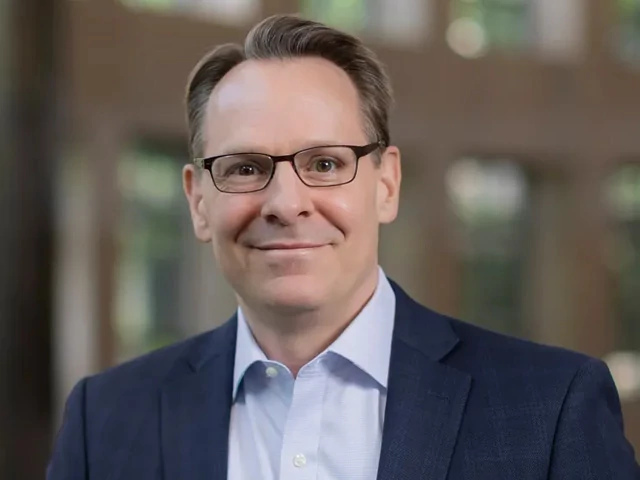 MF_CS_1698241104_Resize VP Headshot_Guy Nelson_640x480