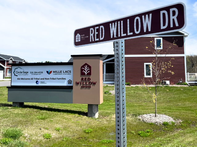 Red Willow Estates sign