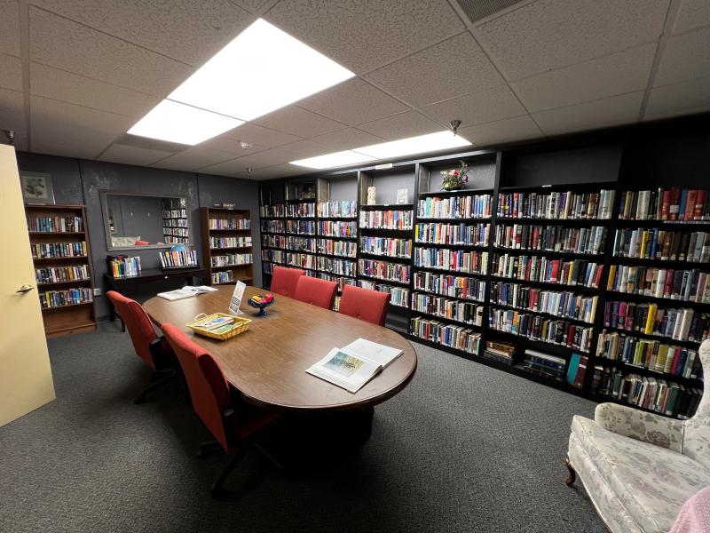 Battery Park Library